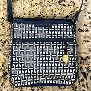 Tommy Hilfiger purse